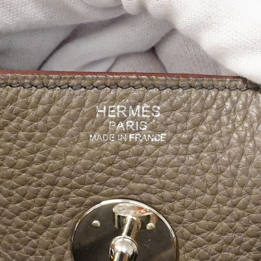 Hermes Handbag Lindy 30 Verso Taurillon Clemence Etain Blue Indigo Silver 2-Way — view 5