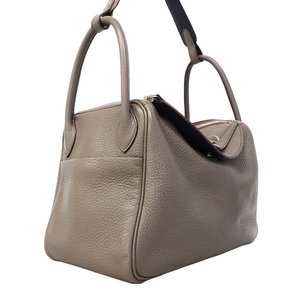 Hermes Handbag Lindy 30 Verso Taurillon Clemence Etain Blue Indigo Silver 2-Way — view 2