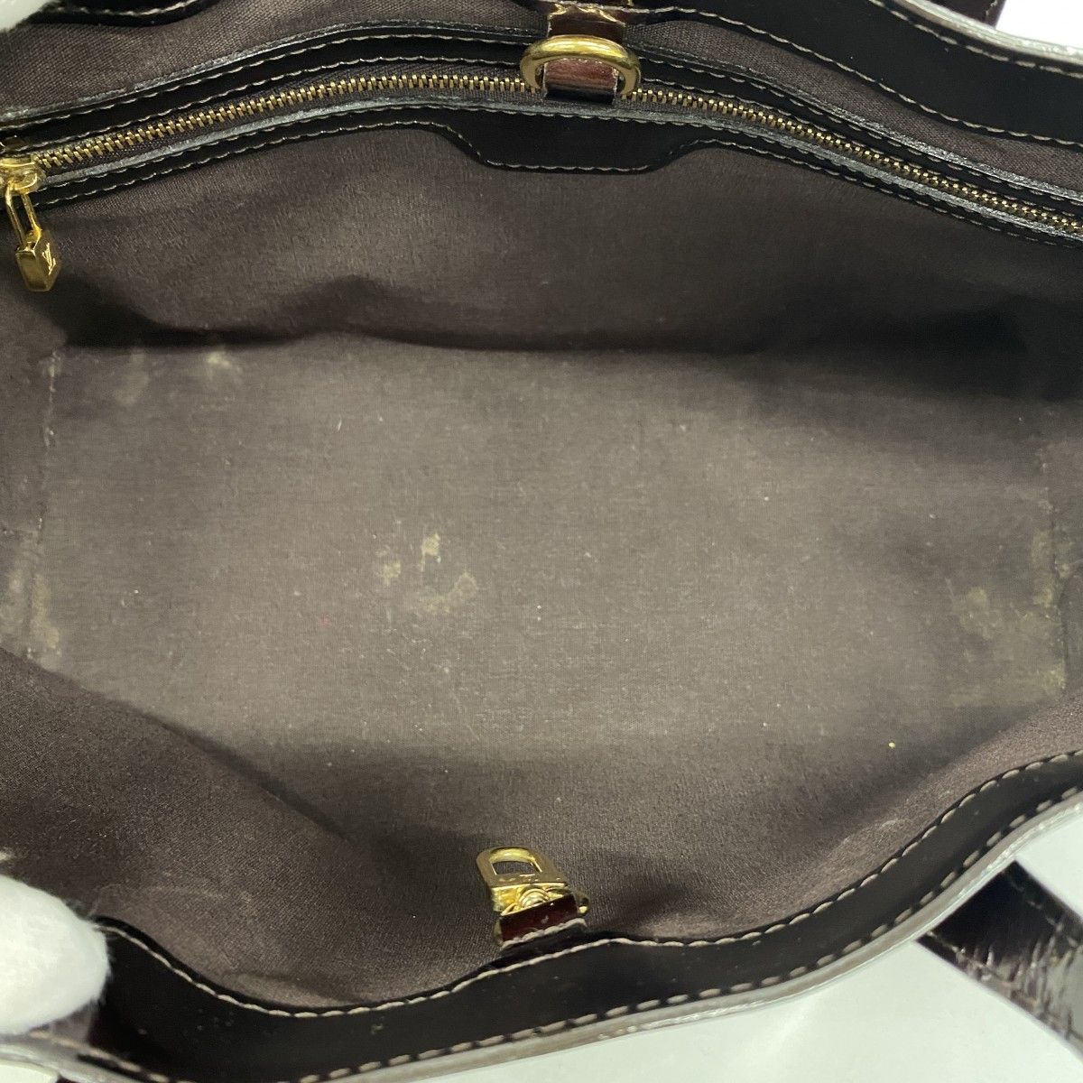 Louis Vuitton Handbag Vernis Wilshire PM Amaranto — view 4