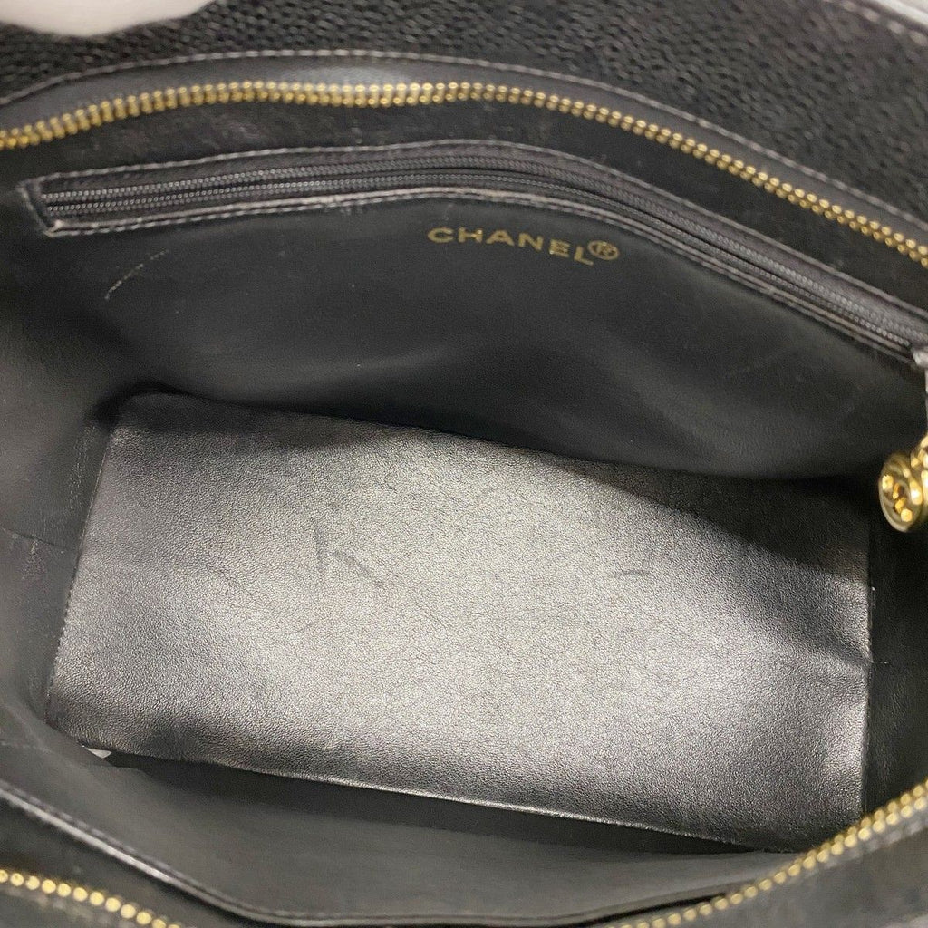 Chanel Tote Reissue Caviar Leather Black Gold — view 4