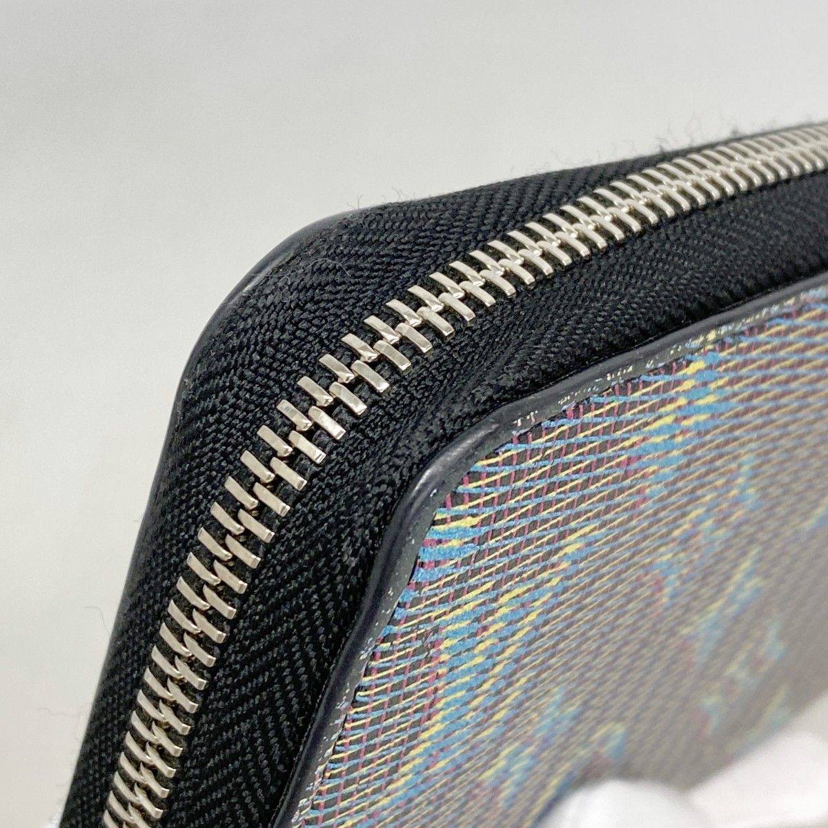 Louis Vuitton Wallet Monogram LV Pop Zippy Blue — view 7