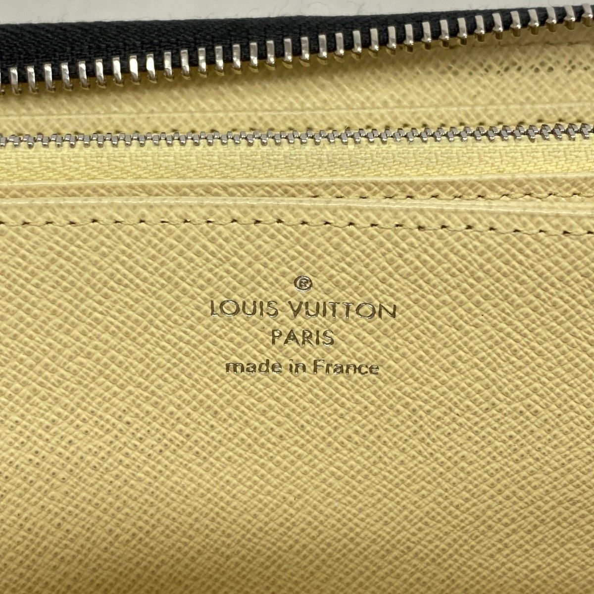 Louis Vuitton Wallet Monogram LV Pop Zippy Blue — view 4