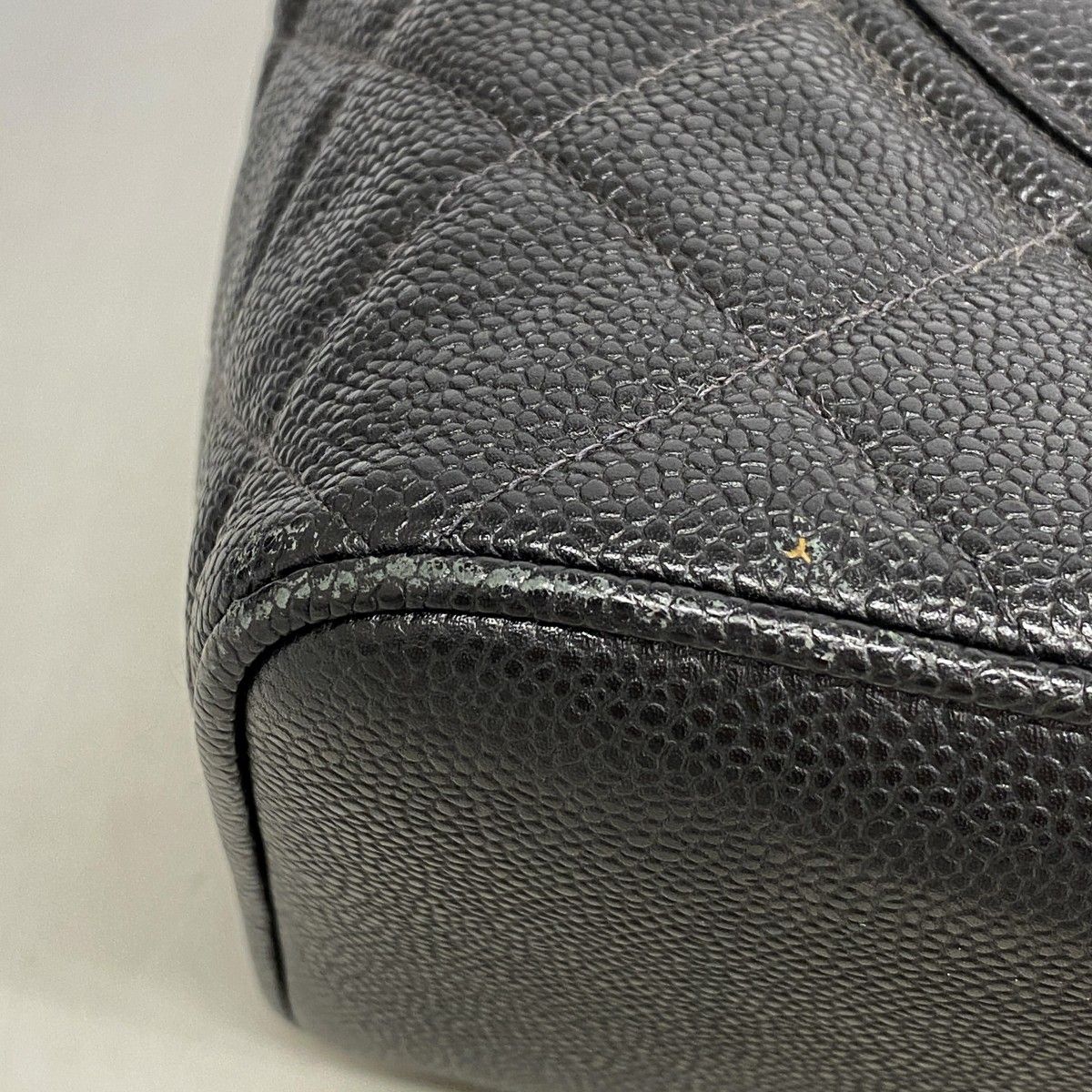 Chanel Tote Reissue Caviar Leather Black Silver — view 6
