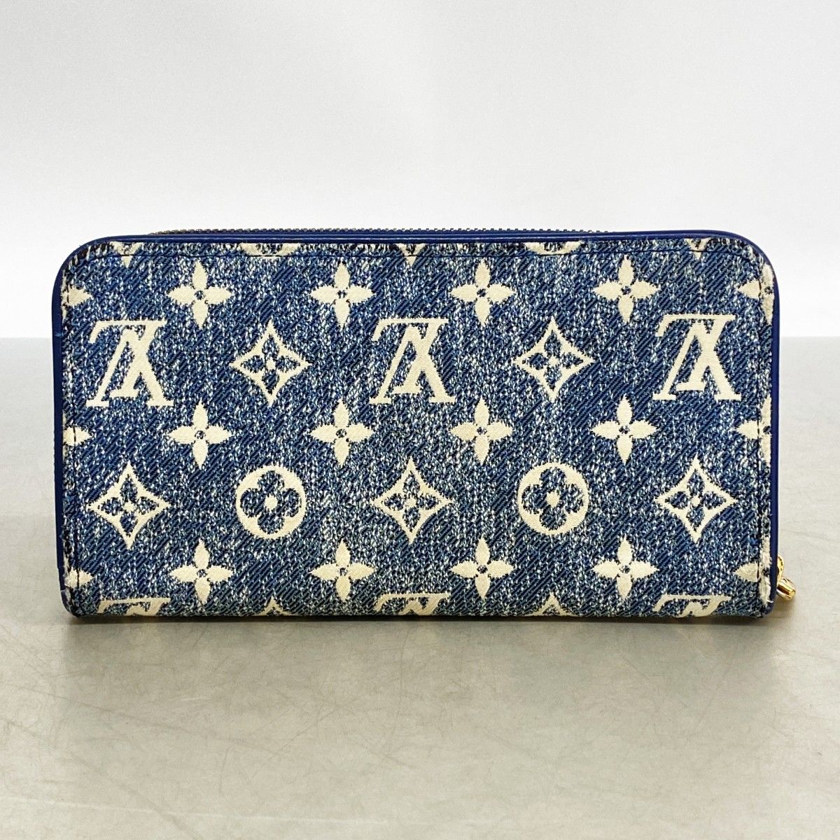 Louis Vuitton Wallet Monogram Jacquard Denim Zippy Marine — view 8