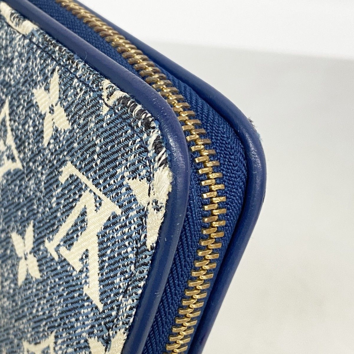 Louis Vuitton Wallet Monogram Jacquard Denim Zippy Marine — view 6