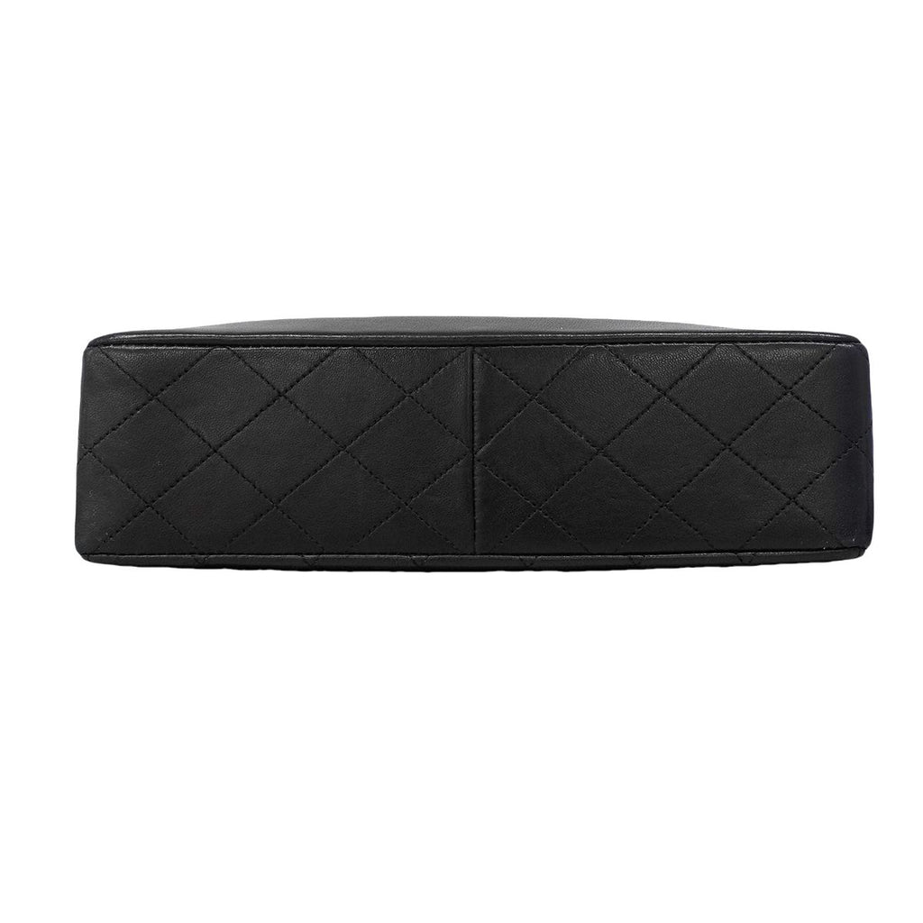 Chanel Shoulder Bag Quilted Lambskin Black Gold — view 3