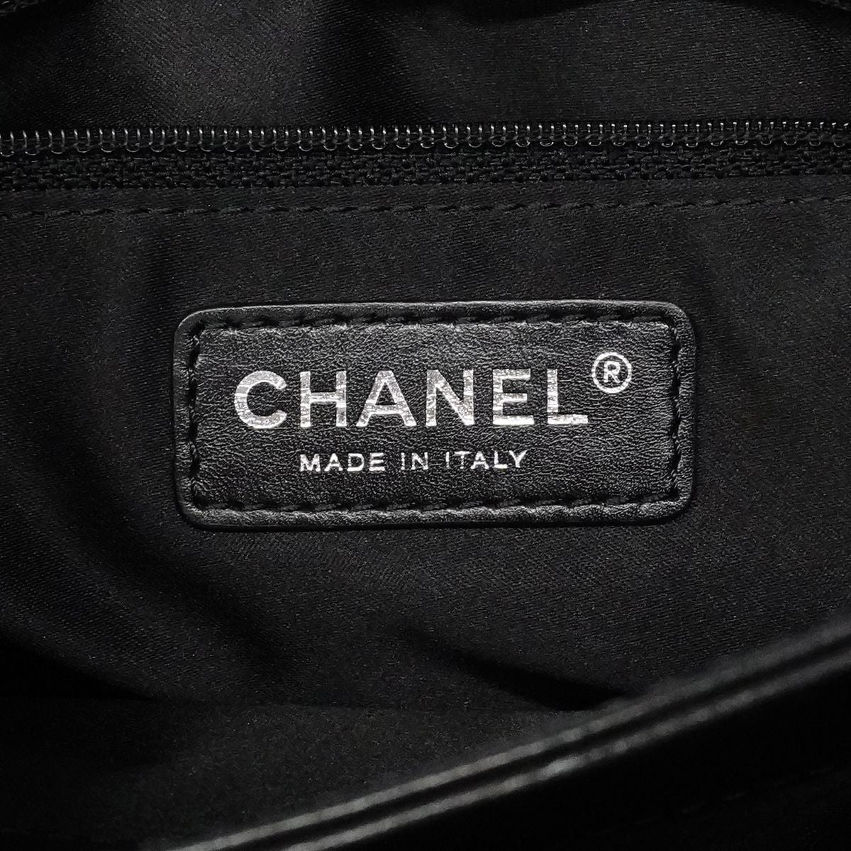 Chanel Shoulder Bag Quilted Lambskin Black Silver — view 5