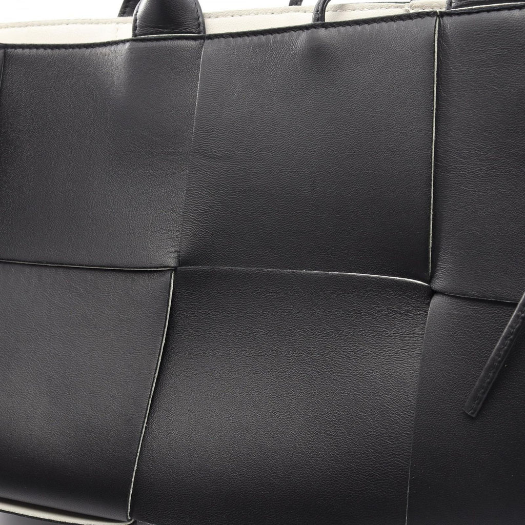 Bottega Veneta Tote Arco Maxi Intrecciato Black Leather Small — view 9