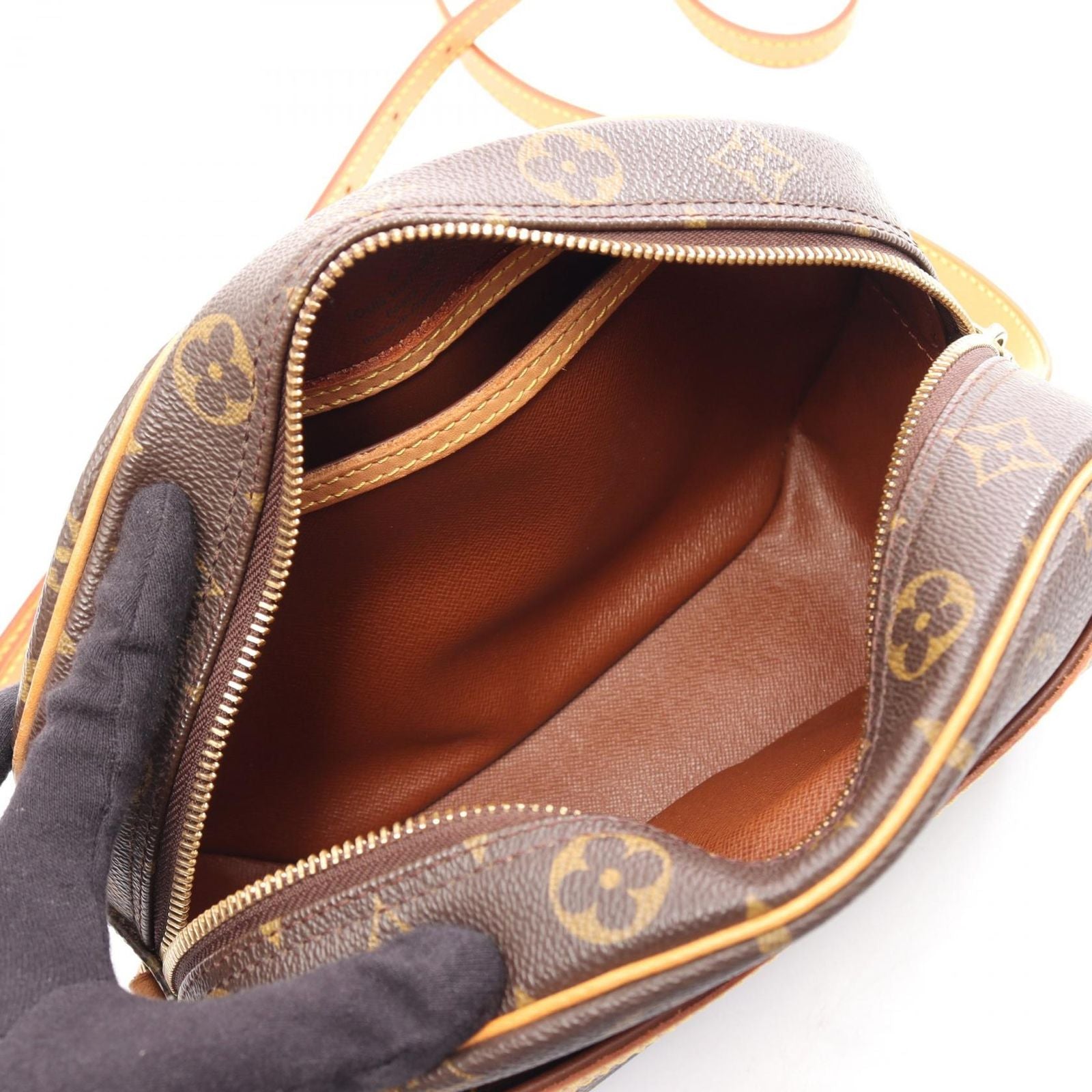 Louis Vuitton Shoulder Bag Blois Canvas Leather — view 3