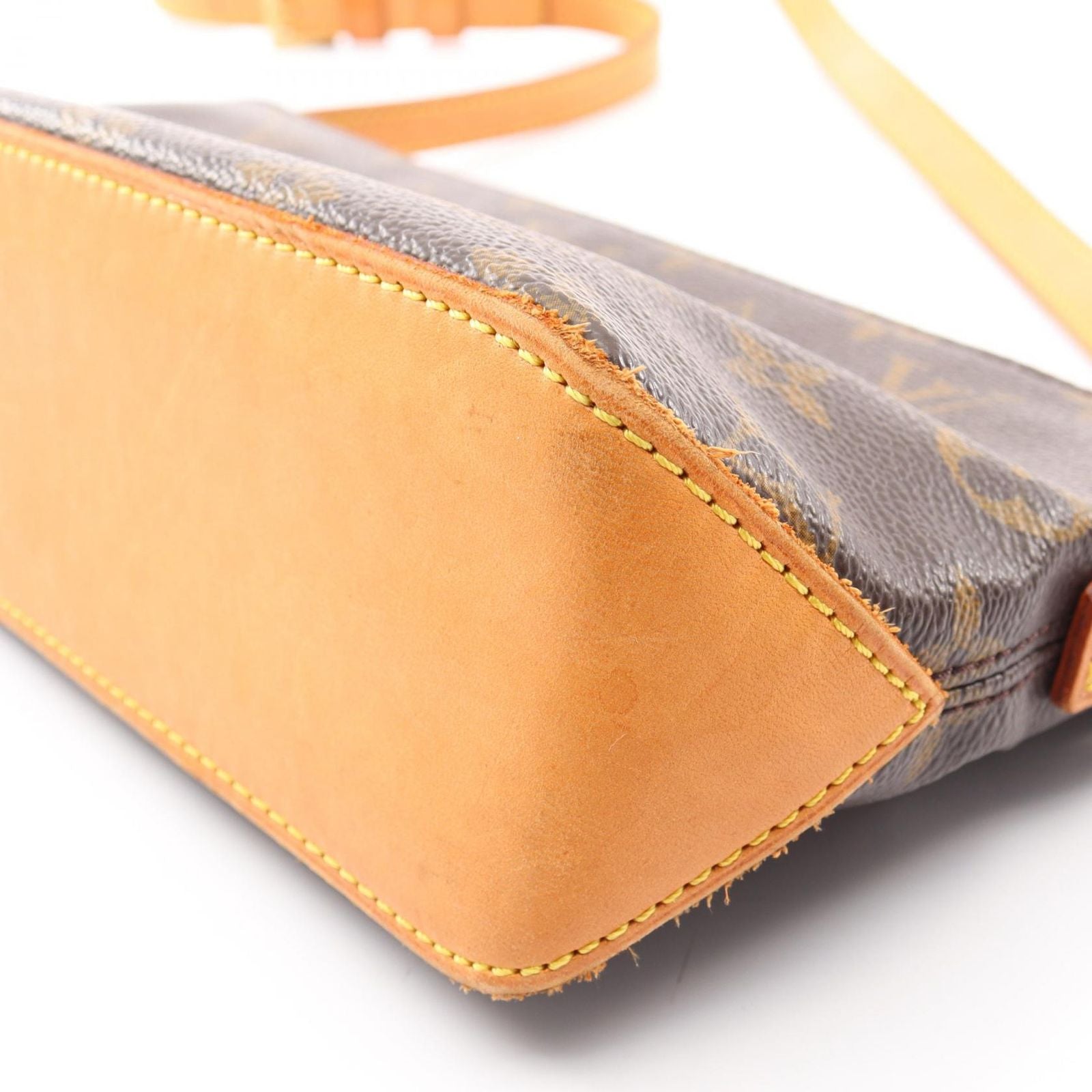 Louis Vuitton Shoulder Bag Trotteur Canvas Leather — view 6