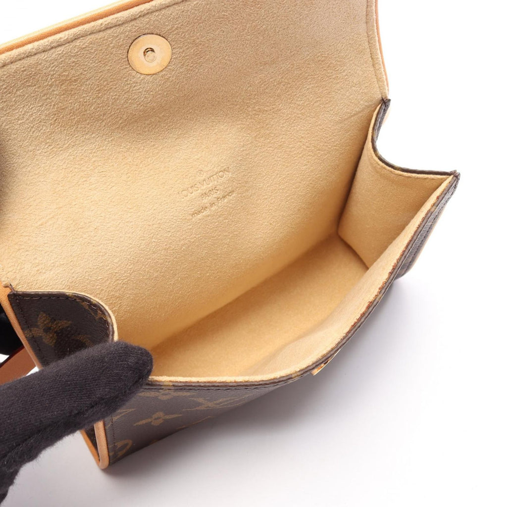 Louis Vuitton Waist Bag Pochette with Florentine Bouton Pression Canvas Leather — view 3