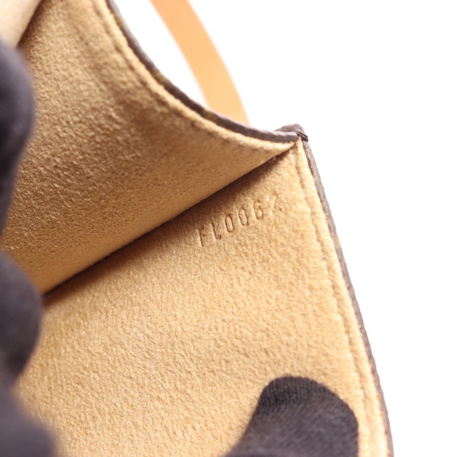 Louis Vuitton Waist Bag Pochette with Florentine Bouton Pression Canvas Leather — view 5