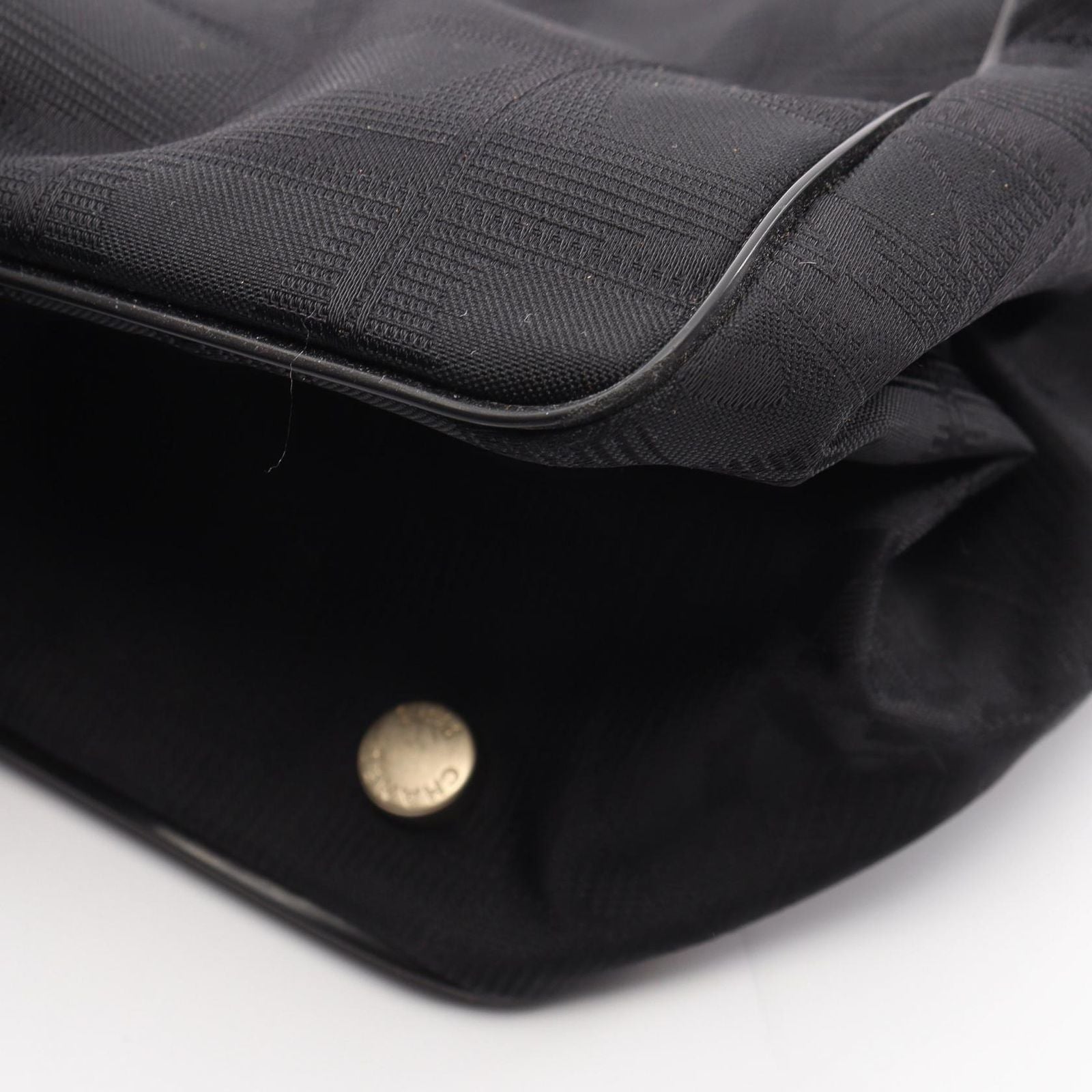 Chanel Tote New Travel Line MM Black Leather MM — view 7
