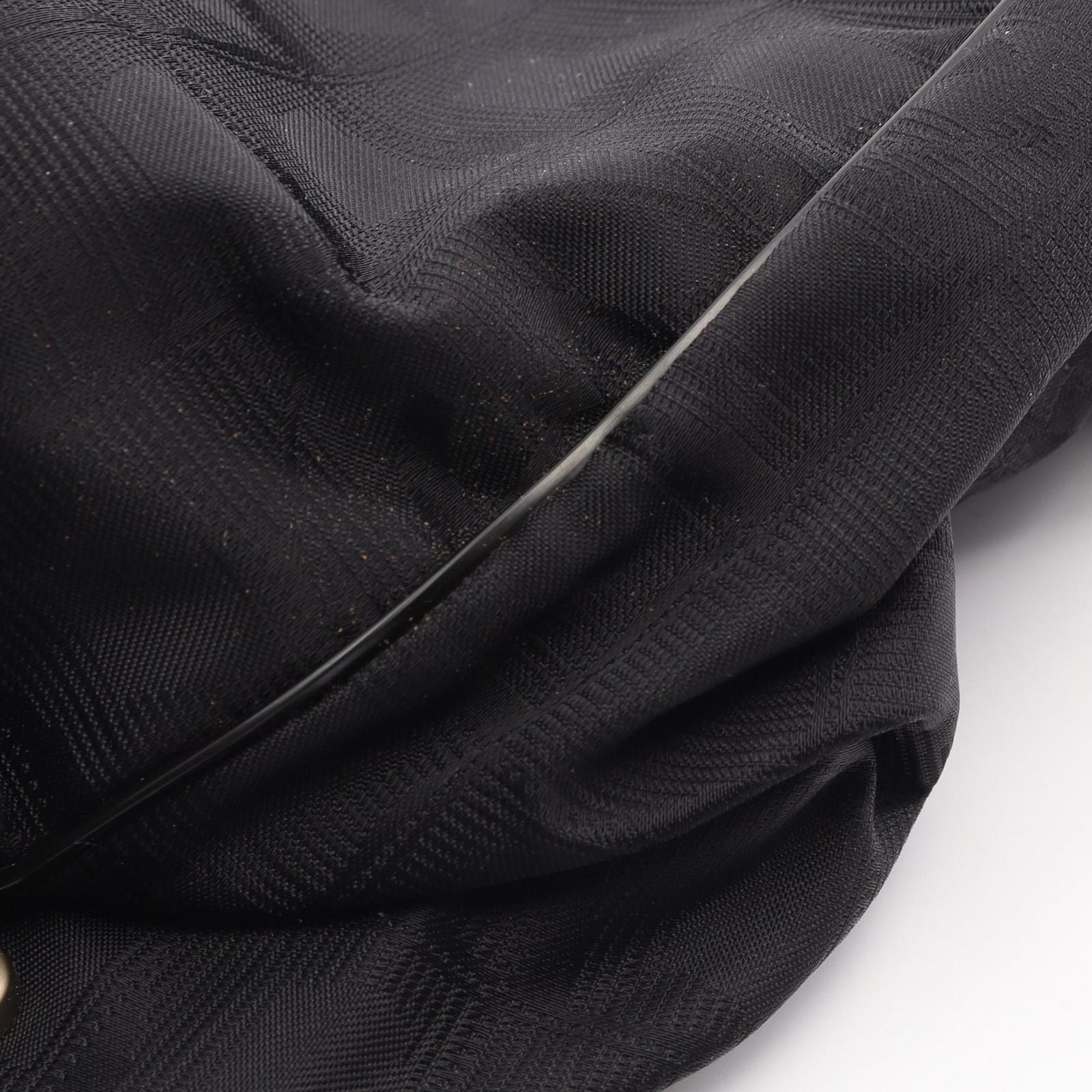 Chanel Tote New Travel Line MM Black Leather MM — view 6