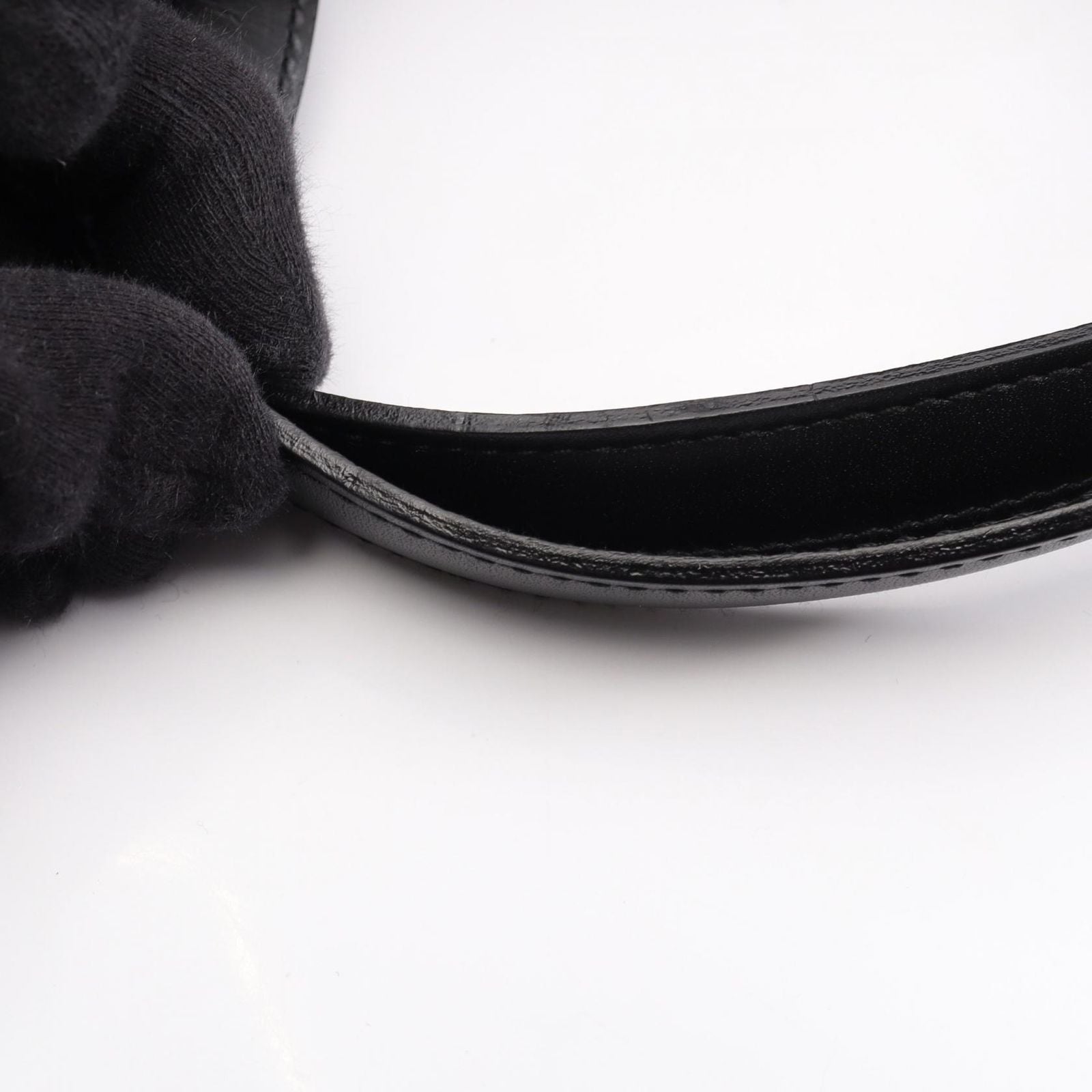 Chanel Handbag New Travel Line Black Leather — view 7