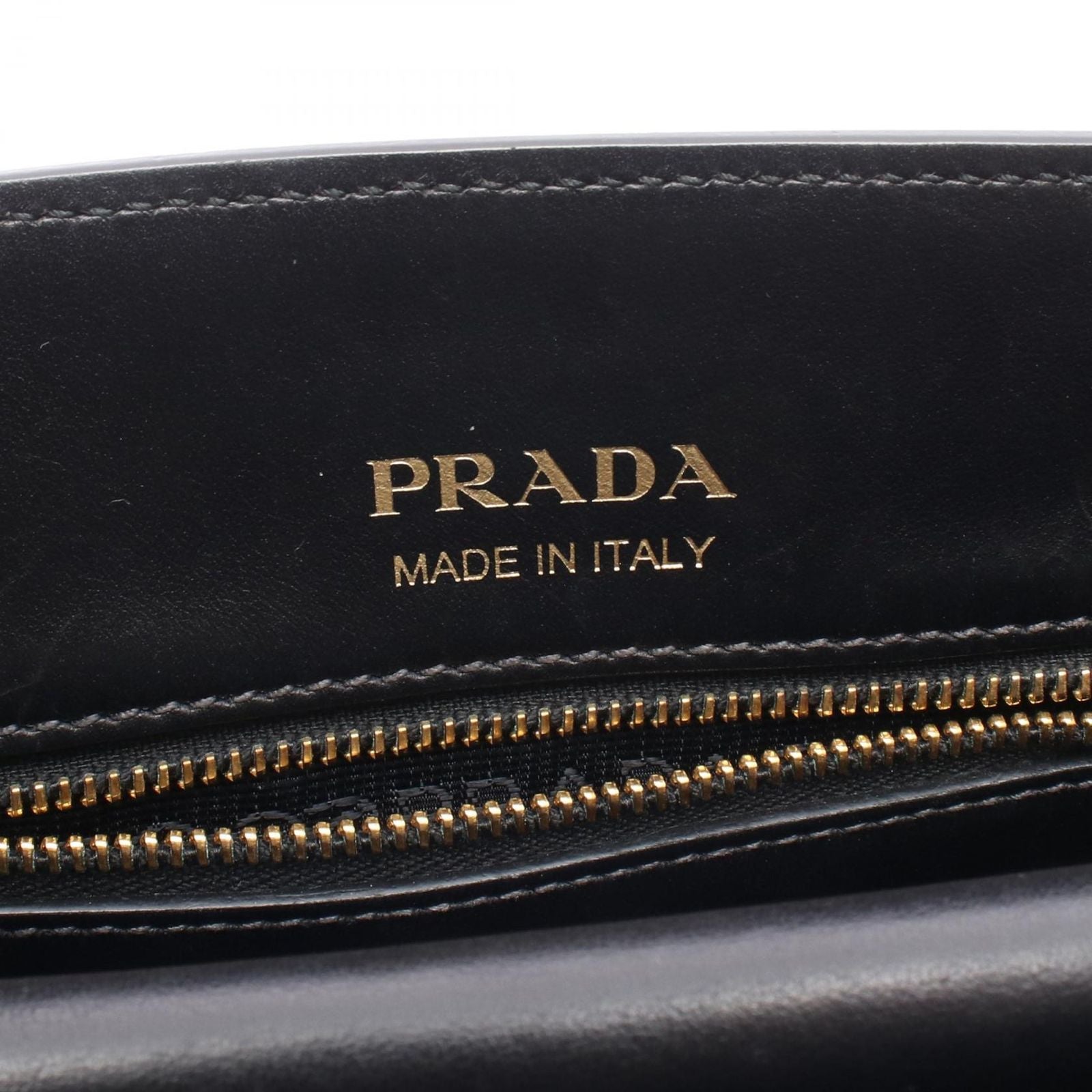 Prada Shoulder Bag Bibliotheque Black Red Leather Bibliothek — view 4