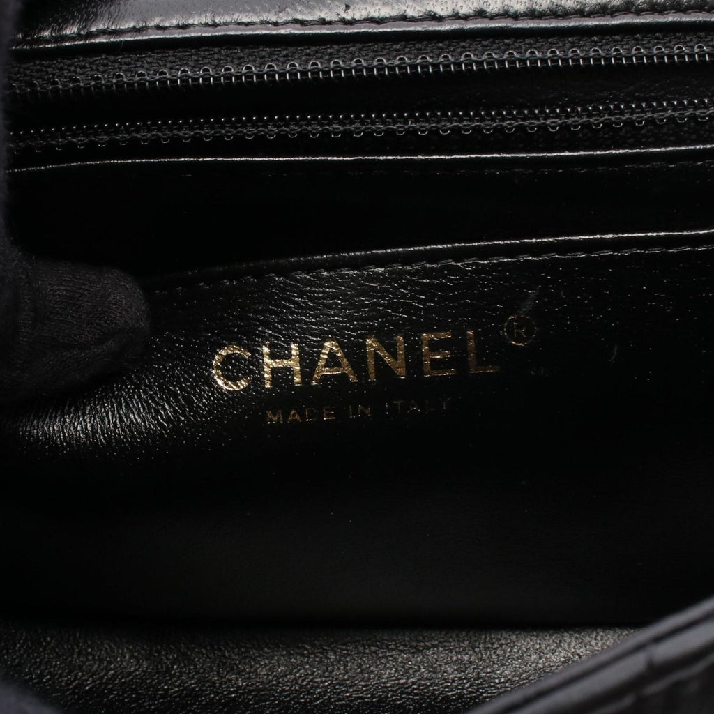 Chanel Shoulder Bag Mini Quilted Black Lambskin Chain — view 4