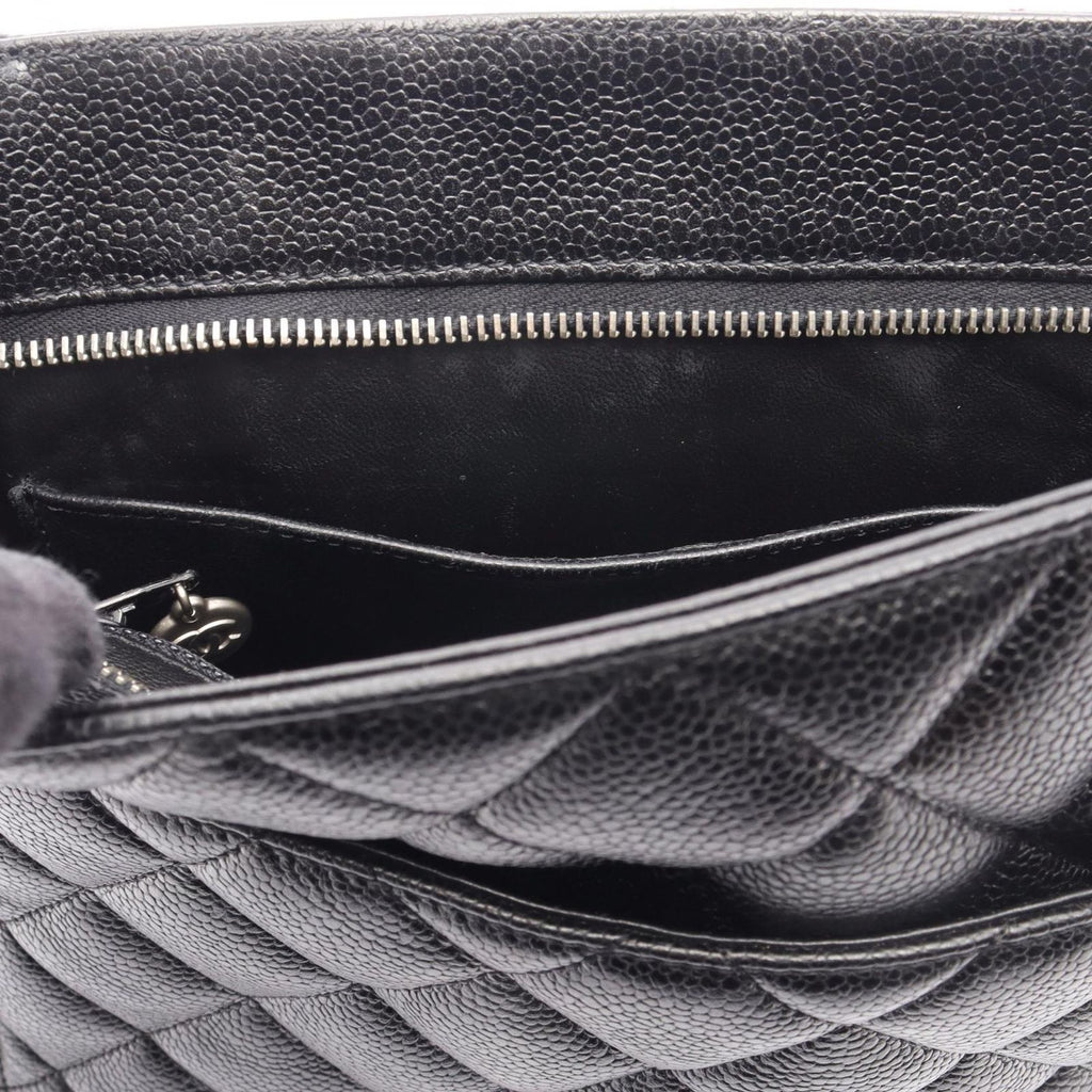 Chanel Tote Reissue Black Caviar Leather — view 6