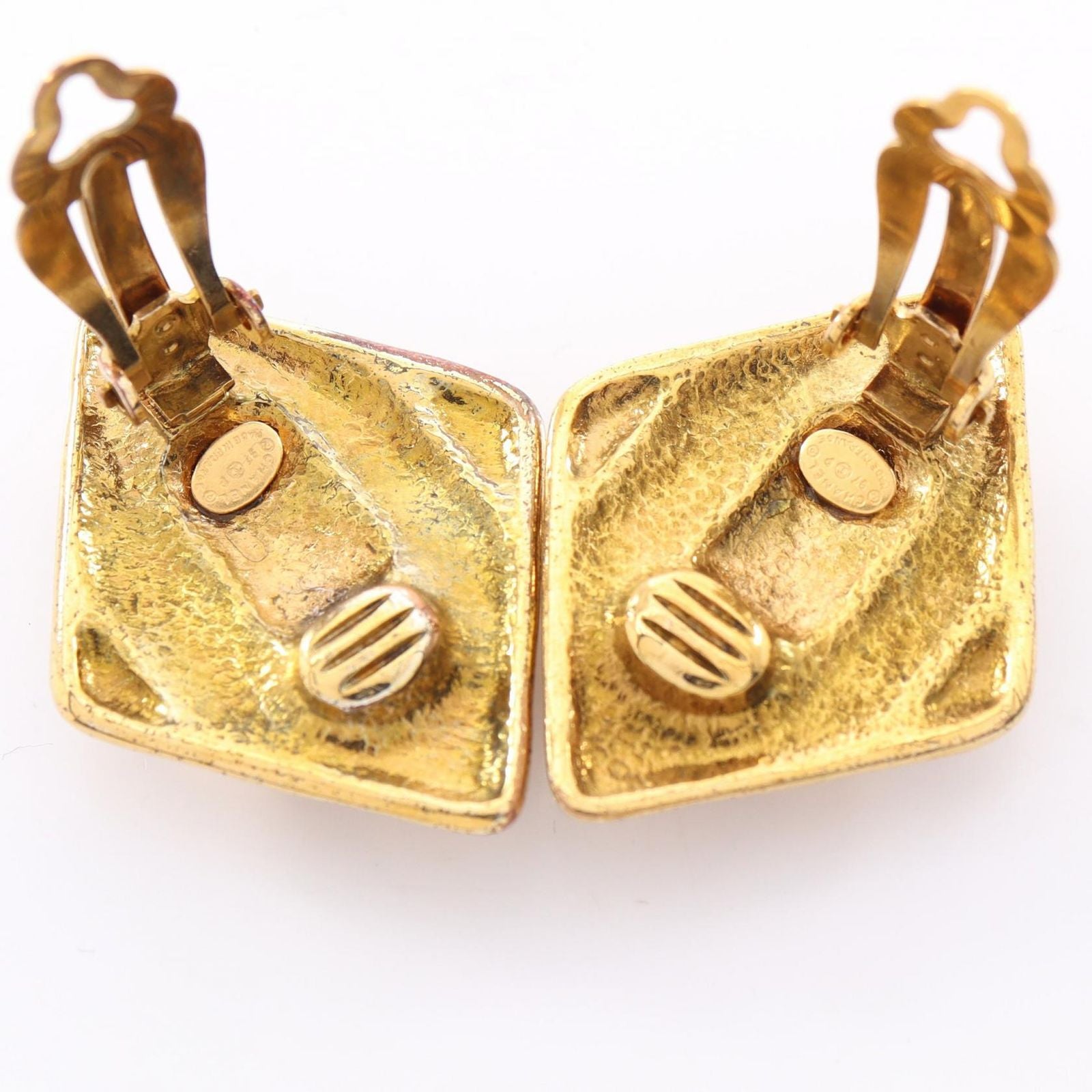 Chanel Earrings CC Logo Diamond — view 5