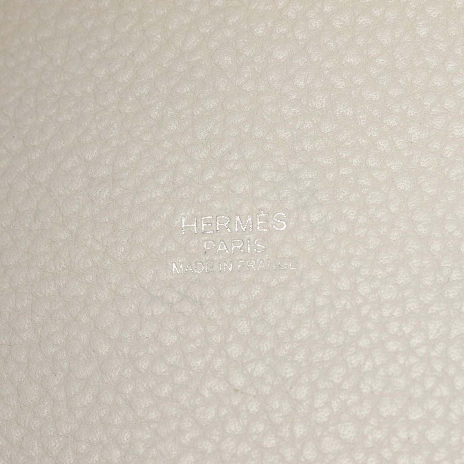 Hermes Handbag Picotin Lock MM White Leather — view 4