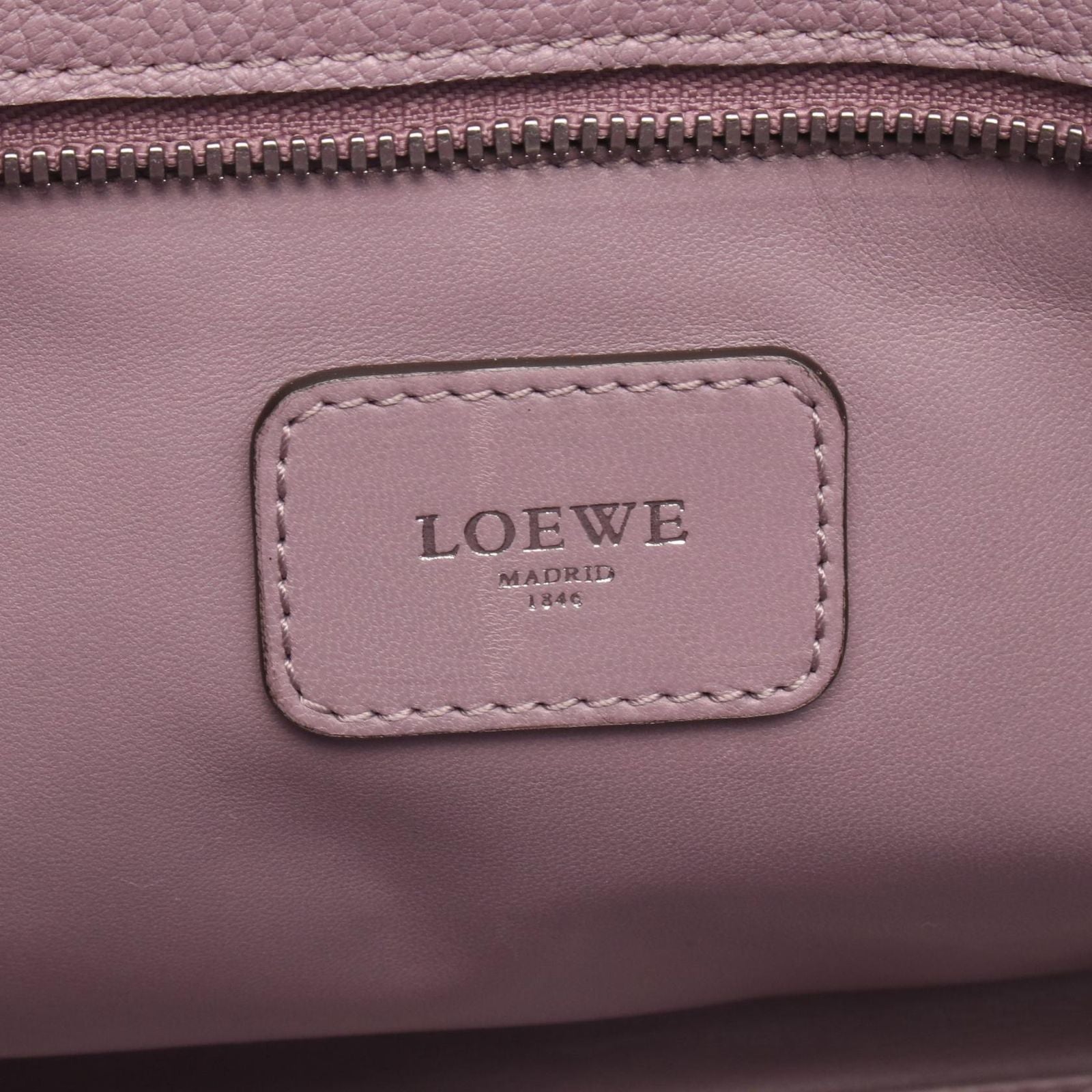 Loewe Handbag Amazona 35 Purple Pink Leather — view 4