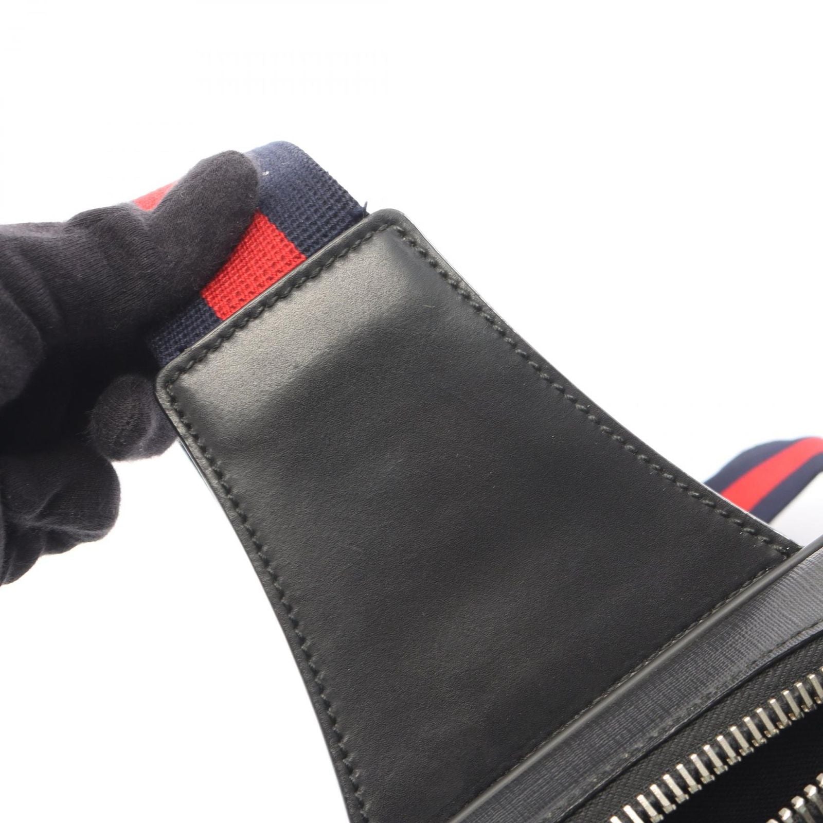 Gucci Waist Bag Soft GG Supreme Black Canvas Leather Sling Backpack — view 8