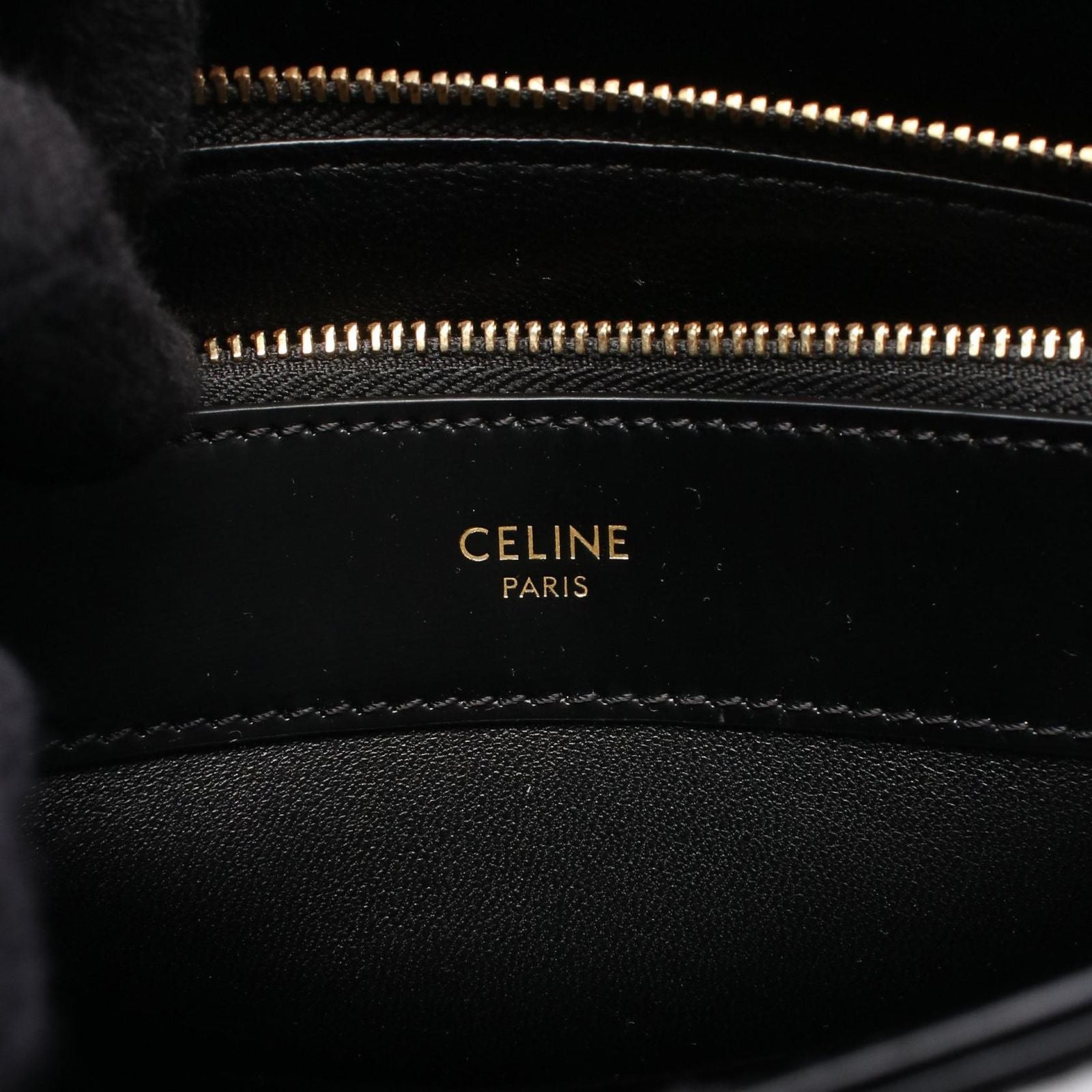 Celine Shoulder Bag Triomphe Bucket Black Leather — view 4