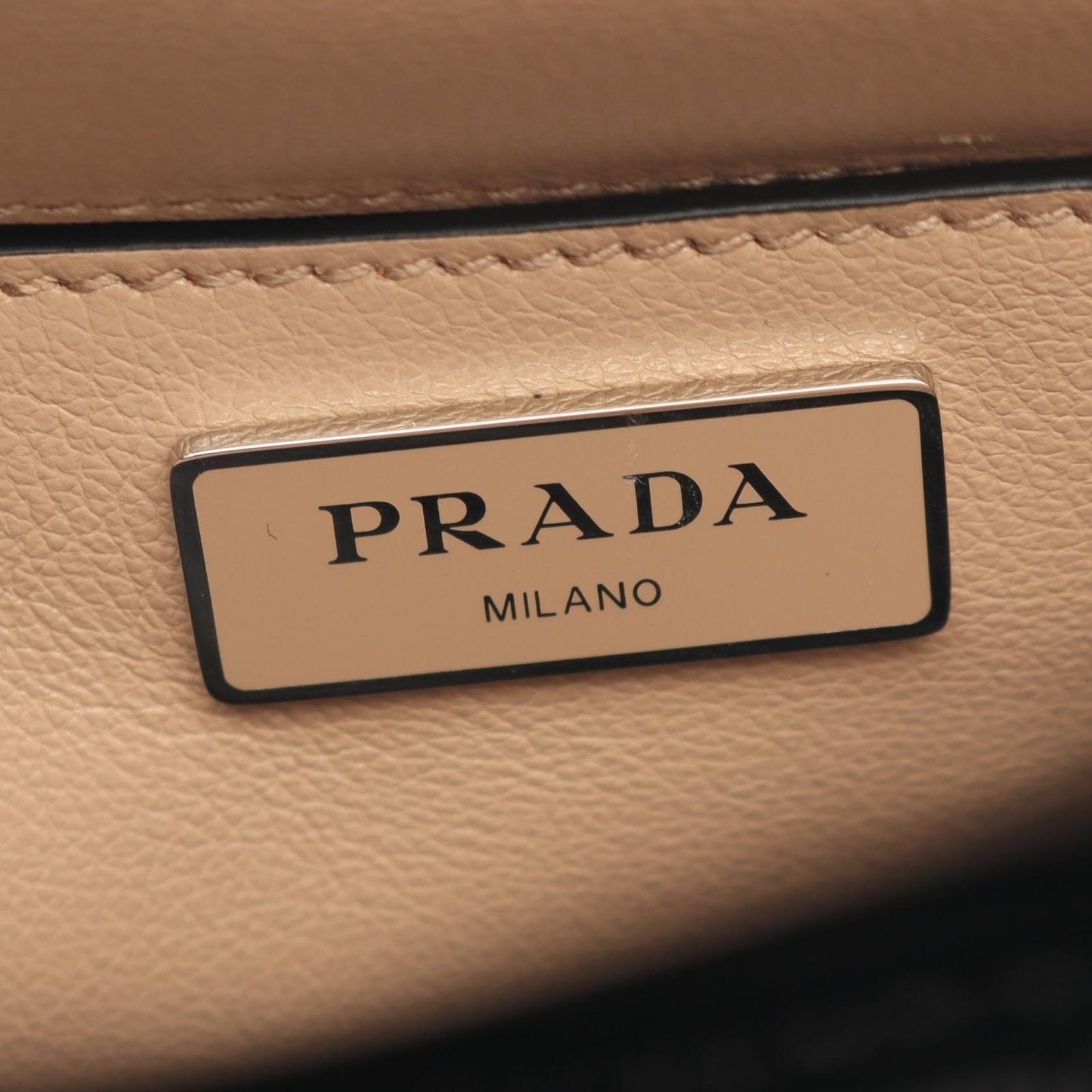 Prada Shoulder Bag Glace'calf Light Beige Leather — view 4