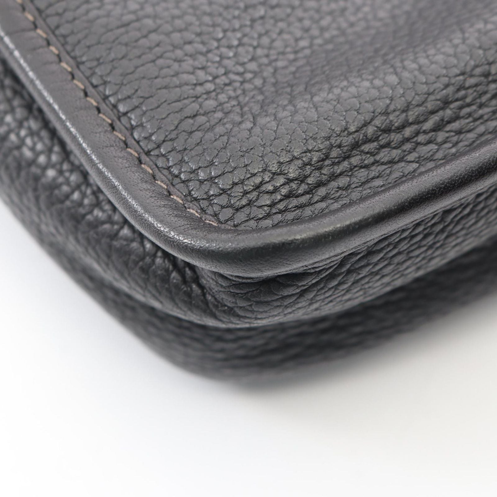 Loewe Shoulder Bag Anagram Black Leather — view 6