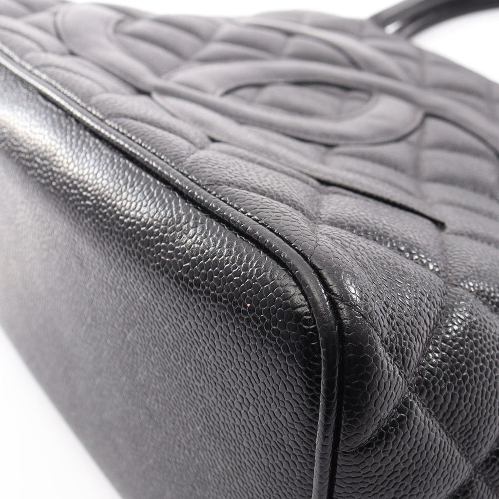 Chanel Tote Reissue Black Caviar Leather — view 6