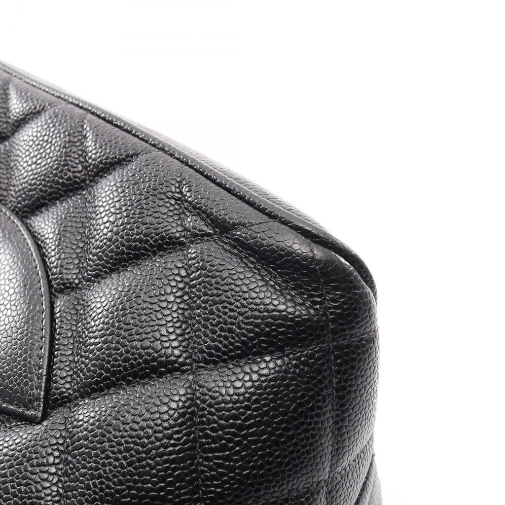 Chanel Tote Reissue Black Caviar Leather — view 9
