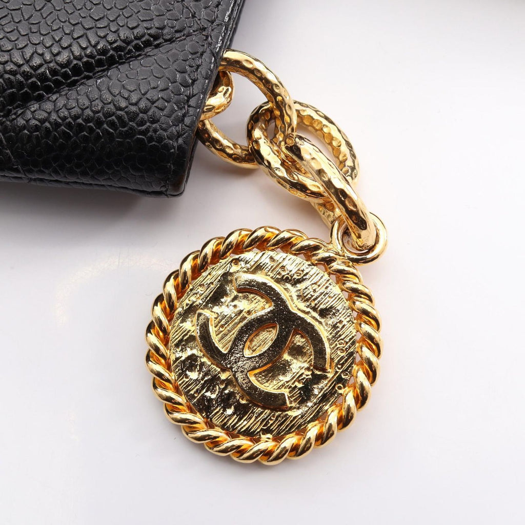 Chanel Tote Reissue Black Caviar Leather — view 8