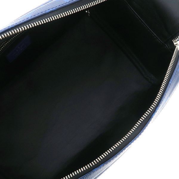 Louis Vuitton Taiga Llama Dopp Kit Handbag — view 2