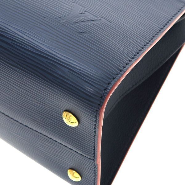 Louis Vuitton Epi Vano MM Shoulder — view 7