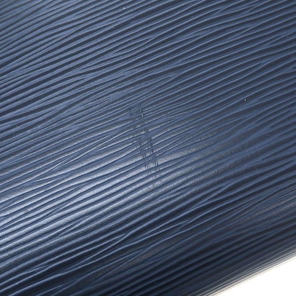 Louis Vuitton Epi Vano MM Shoulder — view 4