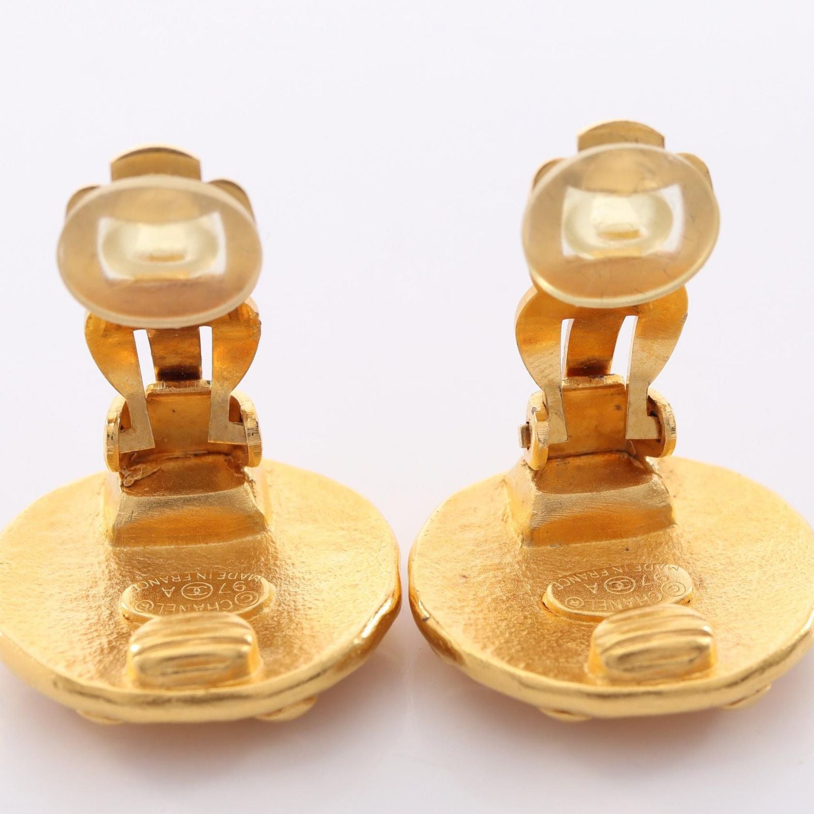 Chanel Earrings CC Logo Dot Round — view 5