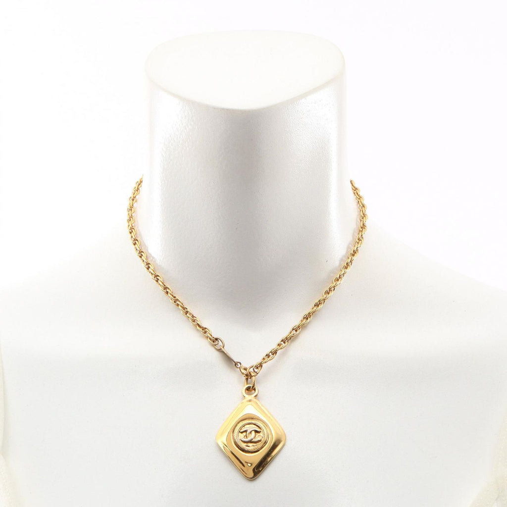 Chanel Necklace CC Logo Diamond — view 5