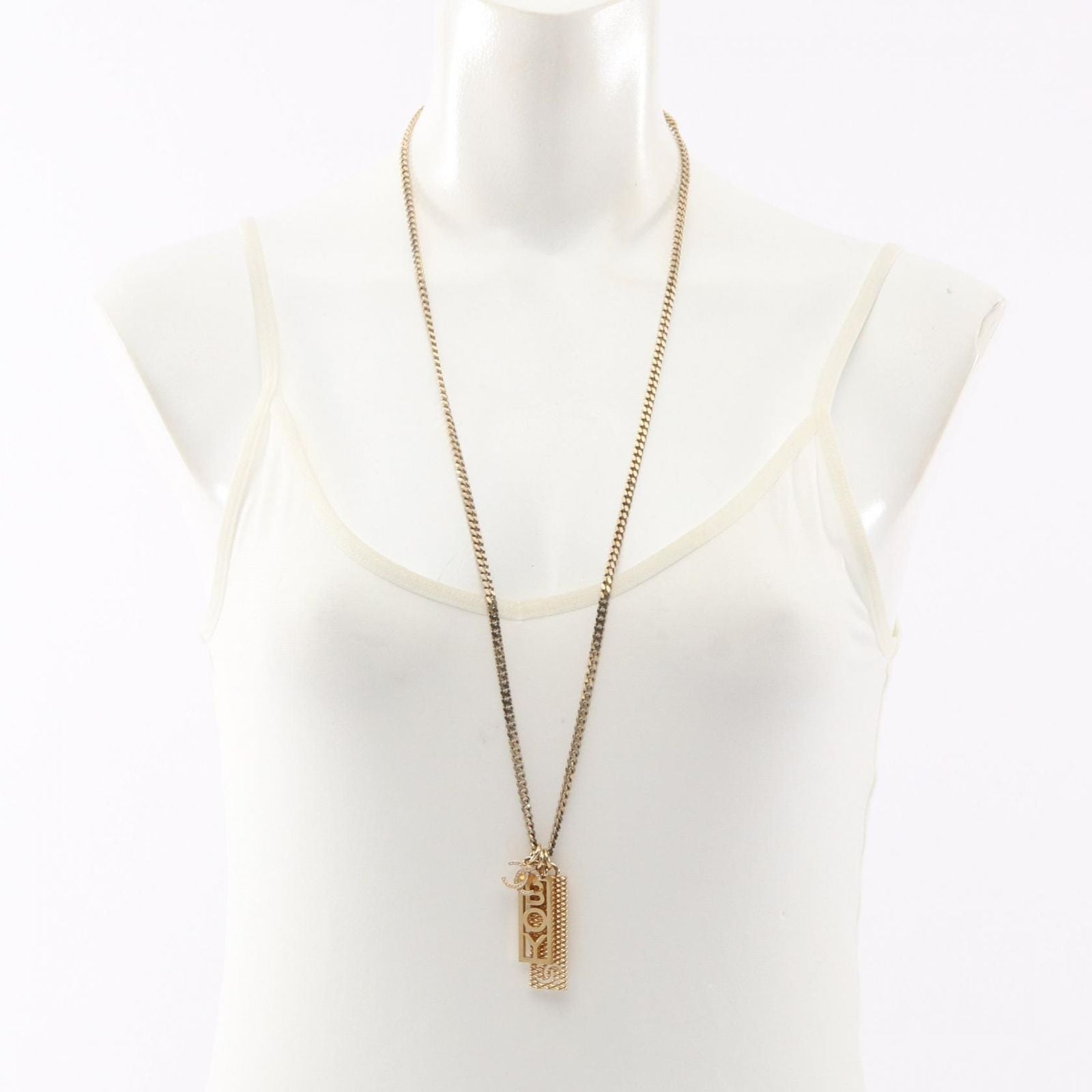Chanel Necklace CC Logo Plate