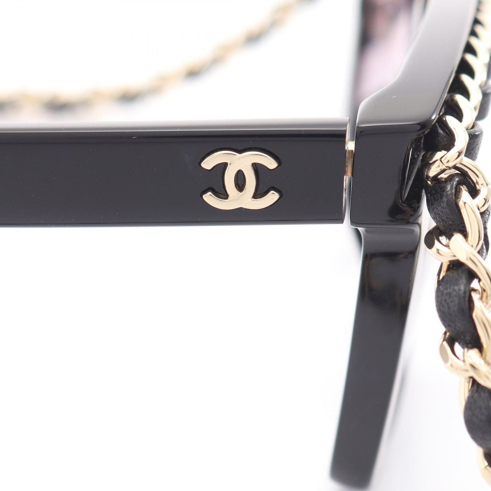 Chanel Sunglasses with CC Logo Chain Black Leather Eyewear — view 7