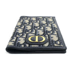 Dior 30 Montaigne Passport Case Beige Navy — view 4