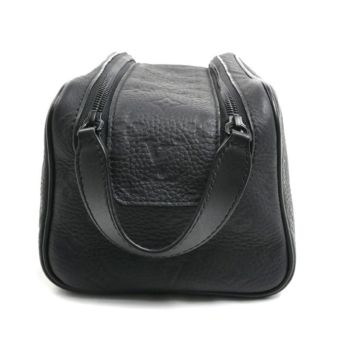 Louis Vuitton Dopp Kit Clutch Monogram Taurillon Noir — view 3