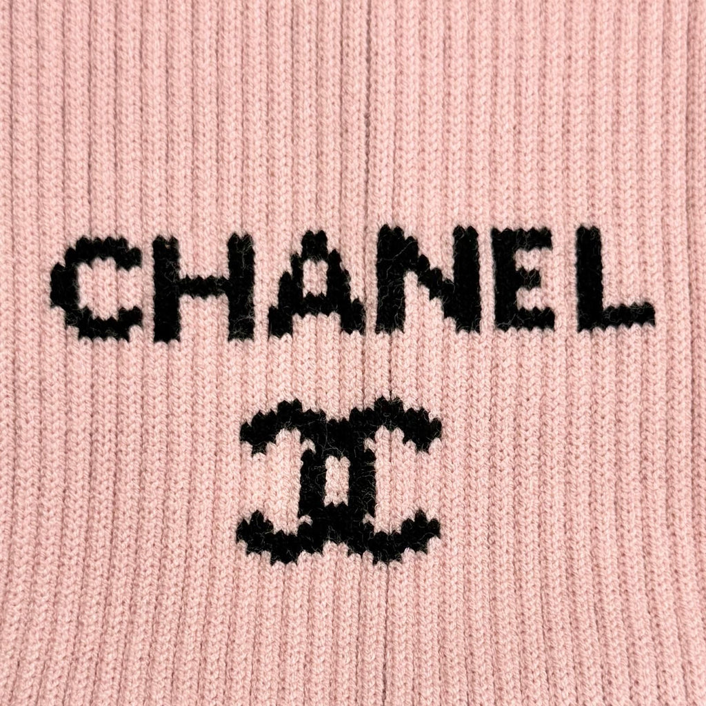 Chanel 24c Gator Cruise Collection CC Logo Rib Knit Leg Warmers Pink Sweater — view 3