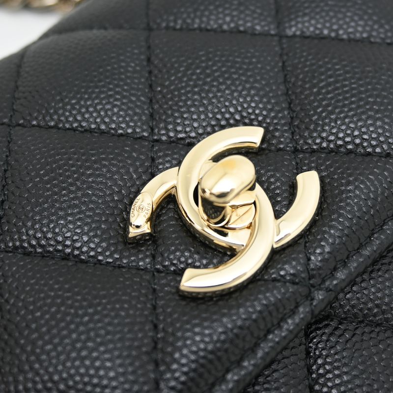 Chanel Shoulder Bag Black — view 7