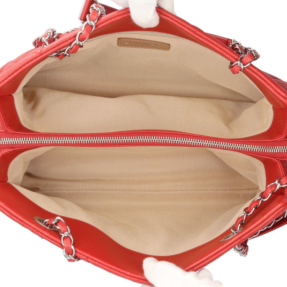 Chanel Quilted Shoulder Bag Caviar Leather — view 6