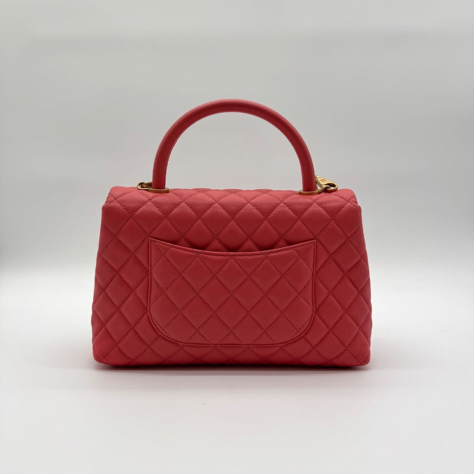 Chanel Shoulder Bag Coco Handle Quilted Turnlock Leather Pink CC Logo Gold — view 2