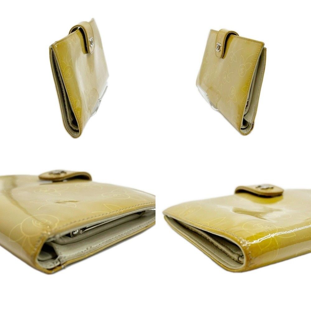 Chanel Kiss Lock Wallet Camellia Patent Box with Card and Beige — view 3