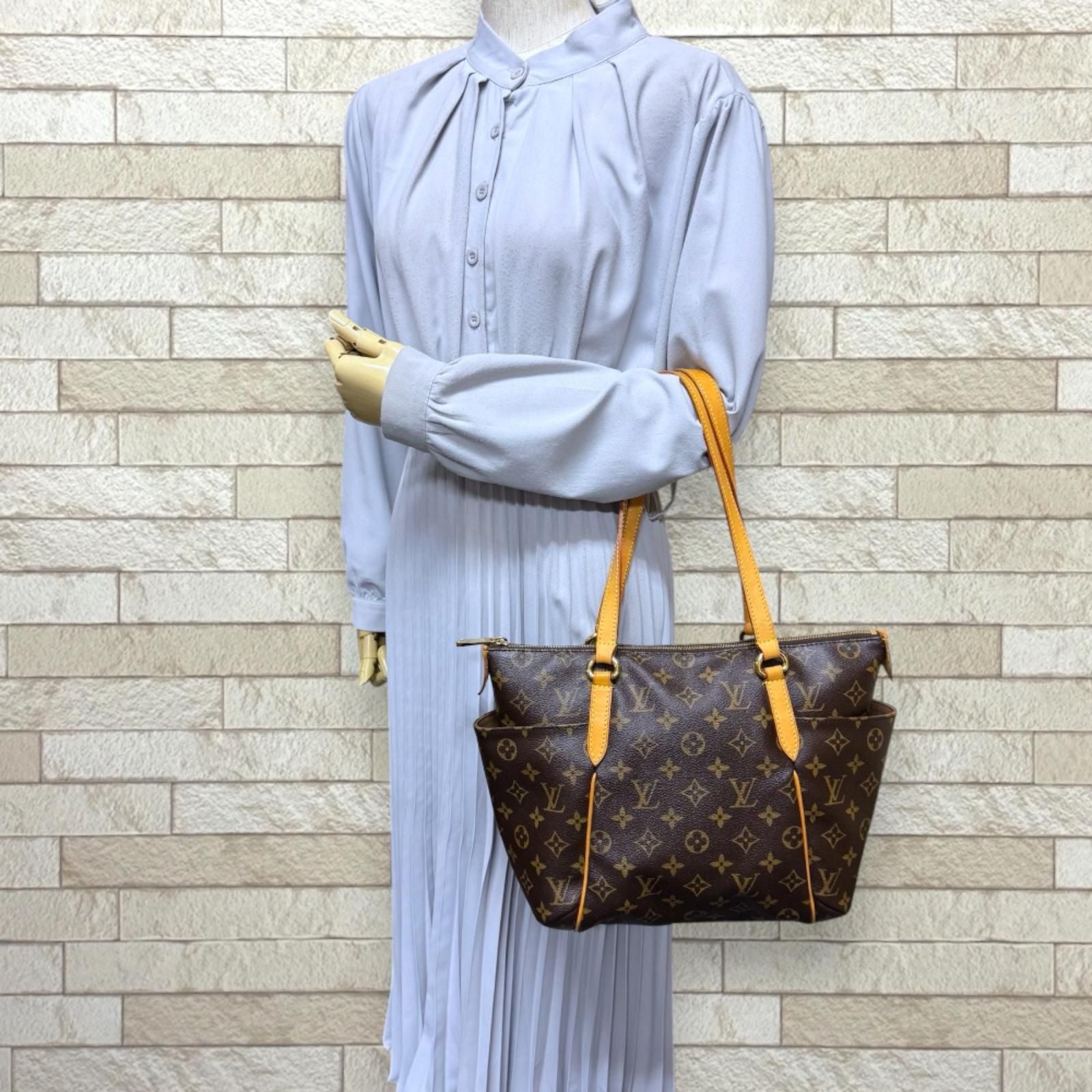 Louis Vuitton Totally PM Monogram Tote Canvas Brown — view 2