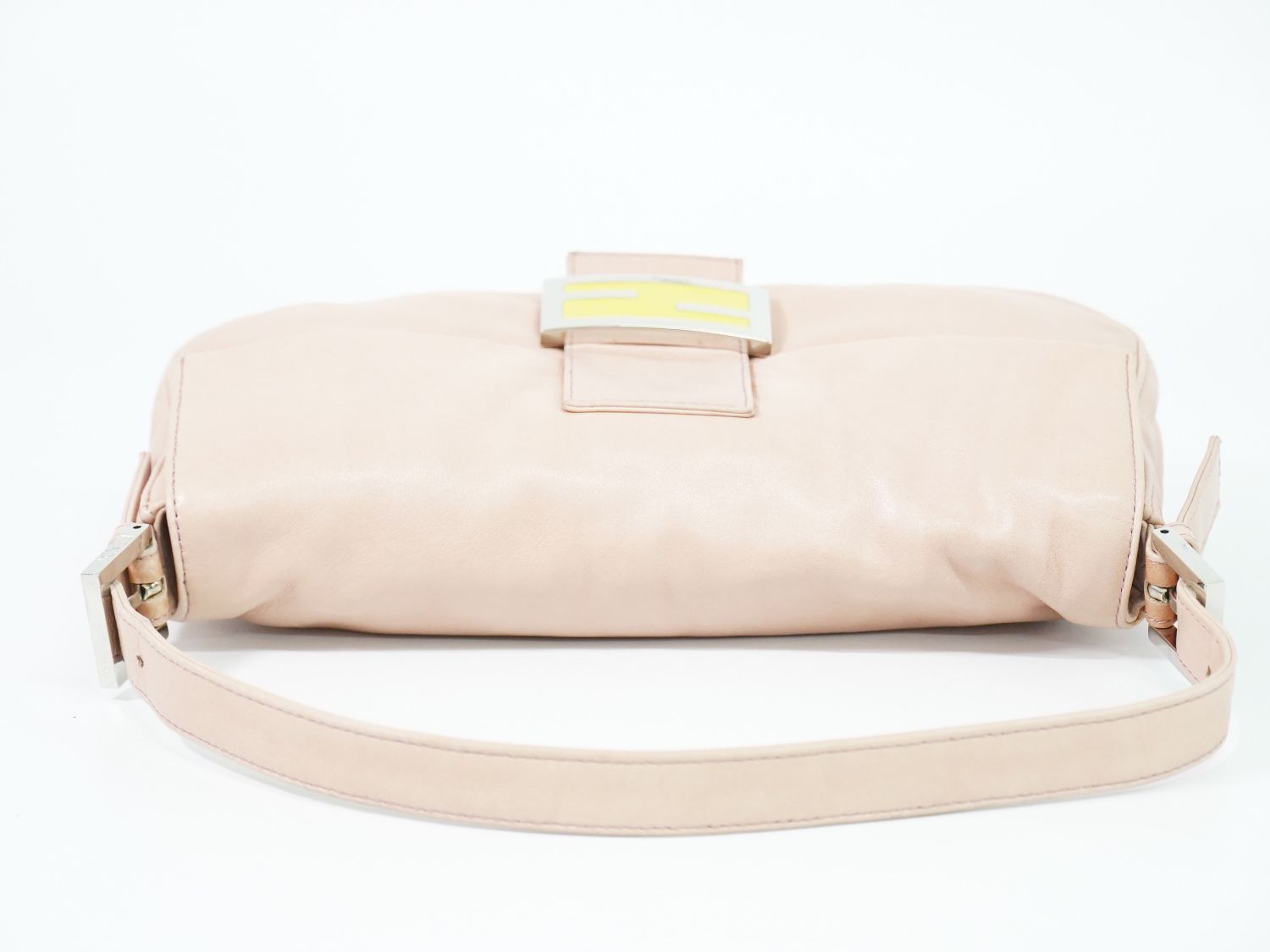 Fendi Mamma Bucket Shoulder Bag Leather Pink