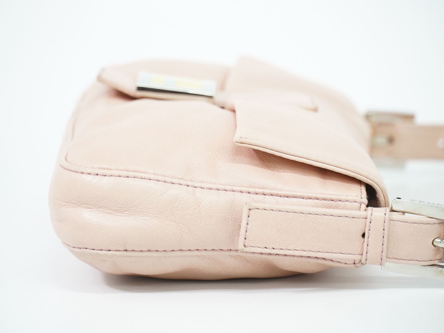 Fendi Mamma Bucket Shoulder Bag Leather Pink
