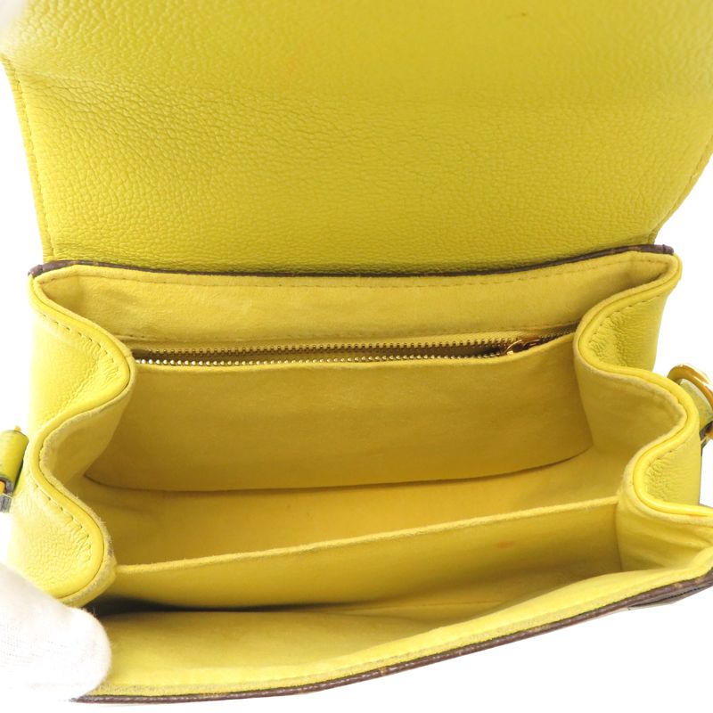 Louis Vuitton Handbag Yellow — view 6